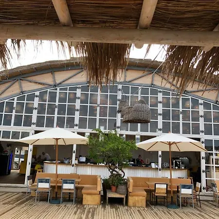 George Mamaia Apartment